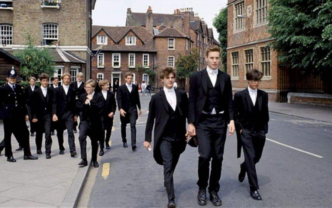 英国精英教育课程,英国的教育体系是怎么样的