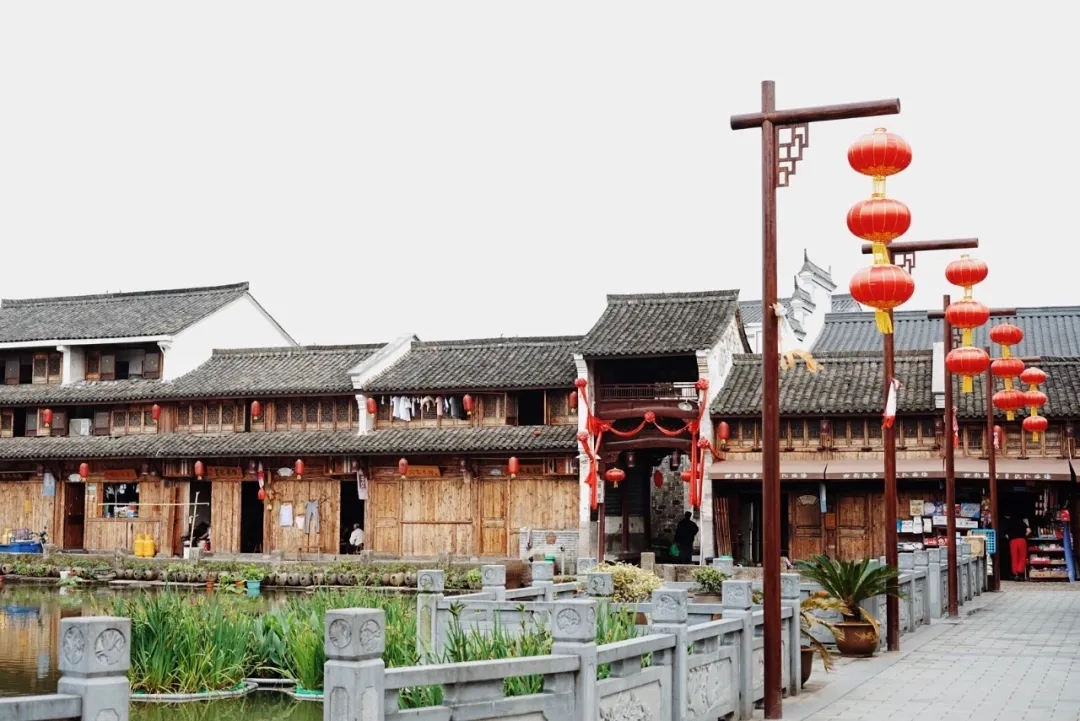 古装剧钟情的江南小城！藏着一片美食江湖