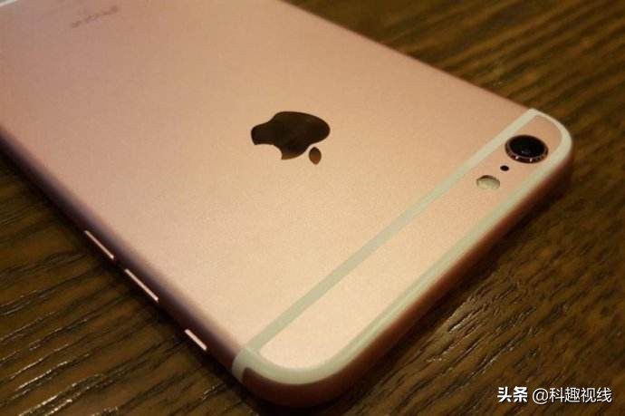 手机用16g内存够用吗,手机用16g运行内存还是12g的好用