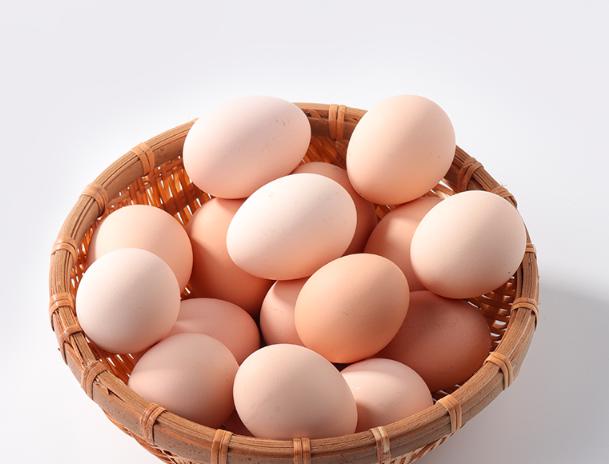 买鸡蛋选红或白壳好,买红壳鸡蛋还是白壳鸡蛋好