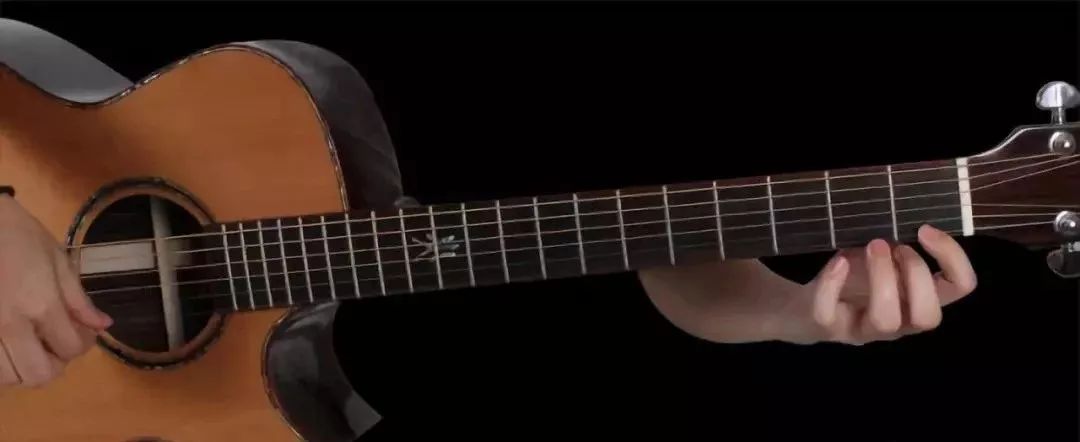 吉他一弦打品怎么解决,吉他打品怎么弄