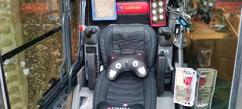 柳工921e和柳工9075e工作视频,柳工9075e和柳工908d哪个好