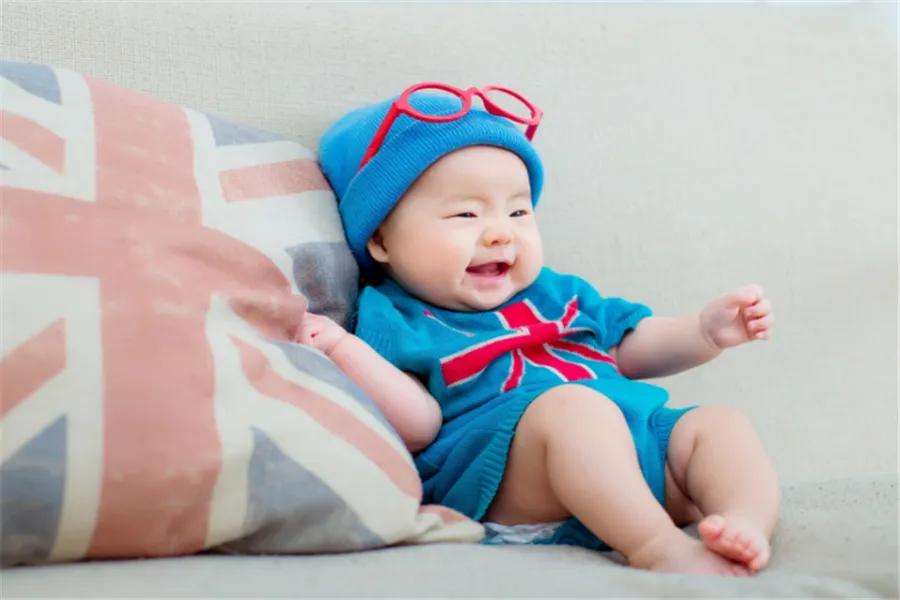 五个月的宝宝认生怎么办,五个月的宝宝只认妈妈抱怎么办