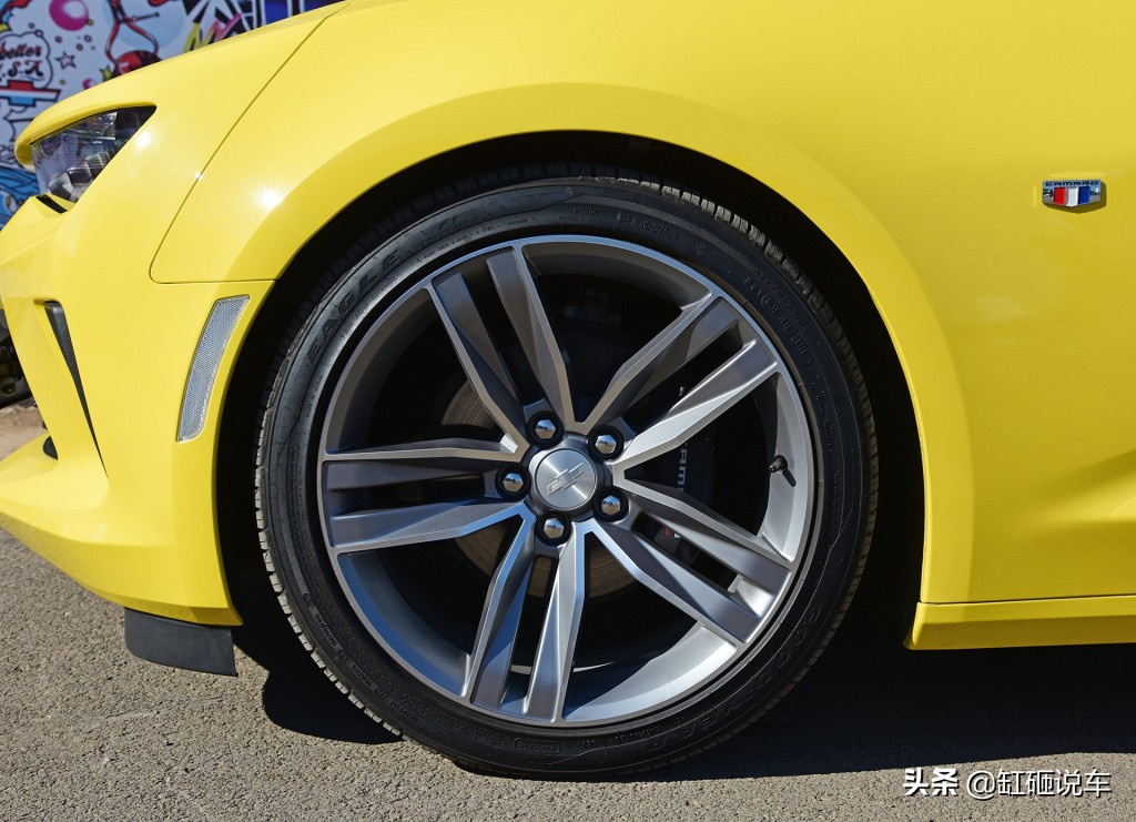 跑车30万的车,跑车30多万双门四座