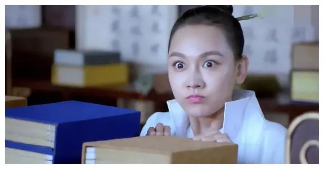 呕了……看完这部《新白蛇传》,我想向“四千年美女”道歉