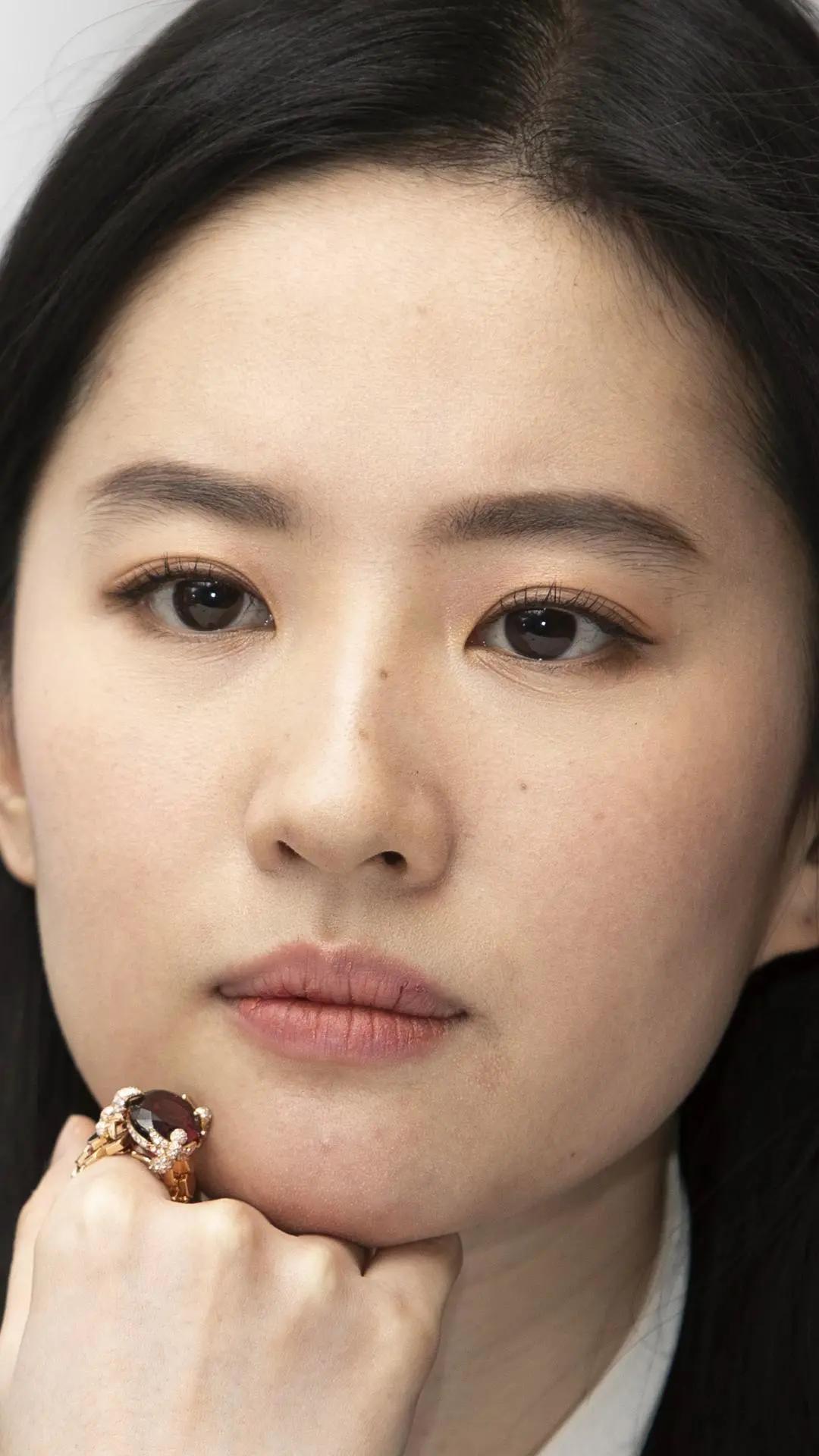 有没有搞错，这样的天仙也有人喷？