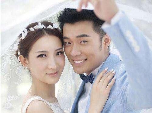 爱情公寓3发布会陈赫抱娄艺潇,王传君吐槽爱情公寓原话