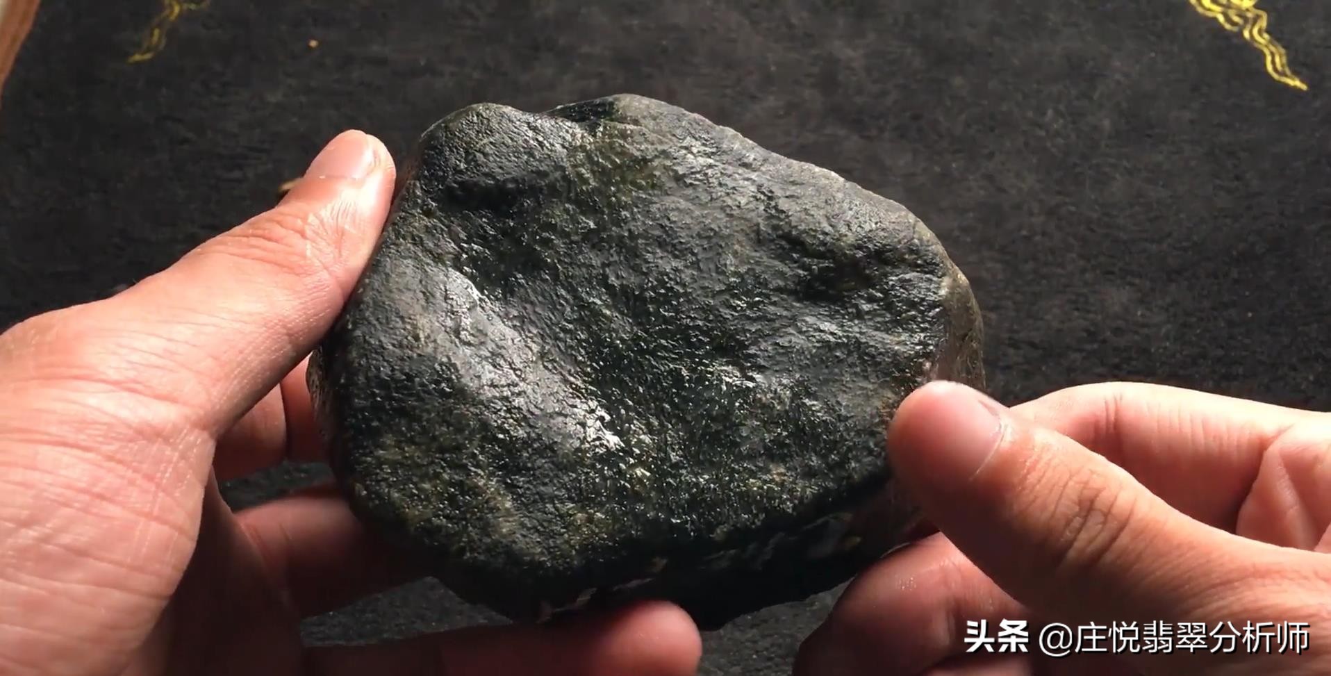 从原石看翡翠,从原石到手串