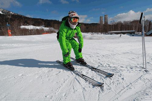 零基础滑雪从什么开始学起,如何滑雪双板零基础教学