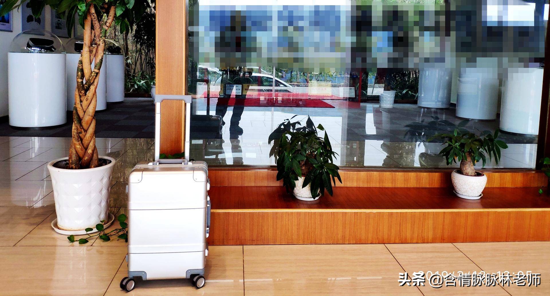 行李箱是我们旅途的记忆,人在旅途旅行在路上