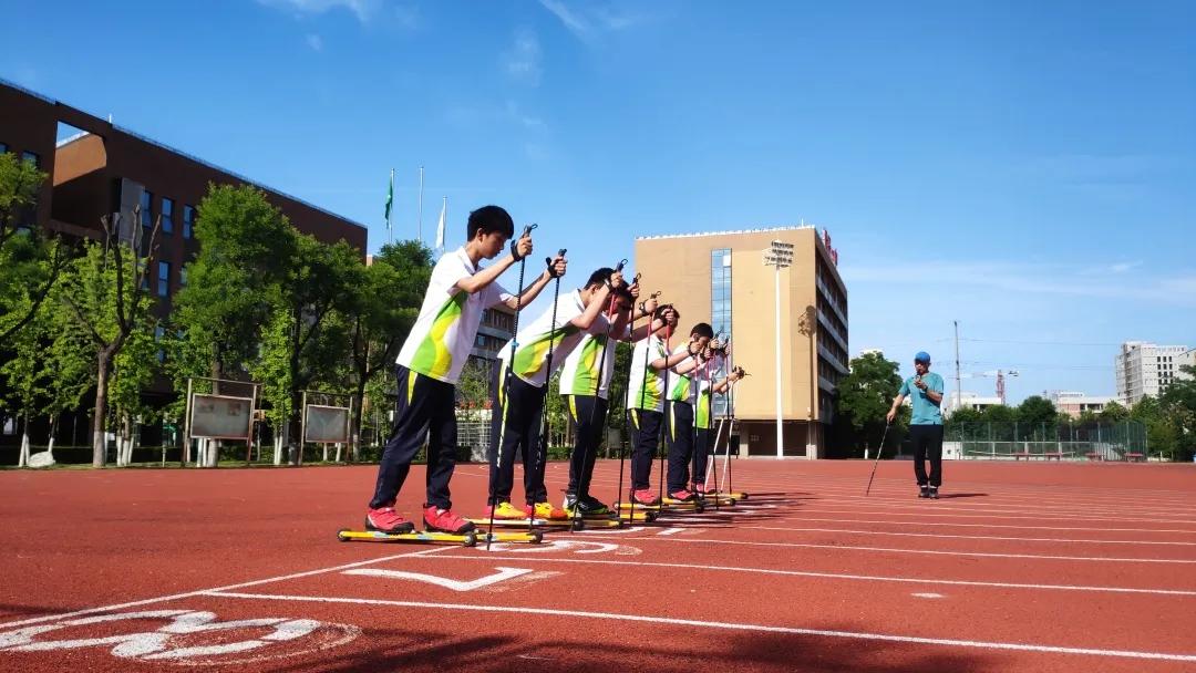 西安市经开第一中学地址,西安市经开第一中学报到