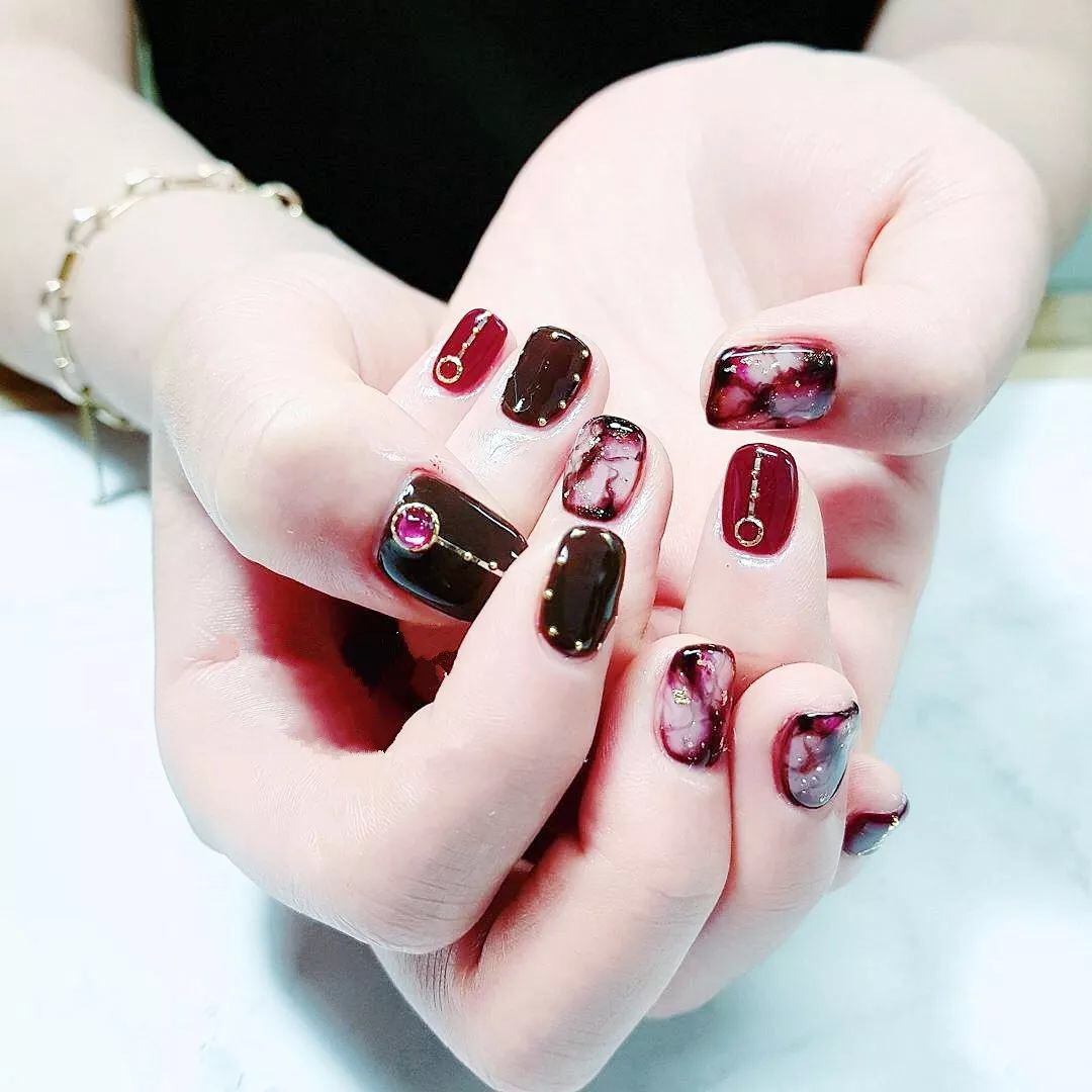 包边拼色美甲做法,美甲包边教程完整版