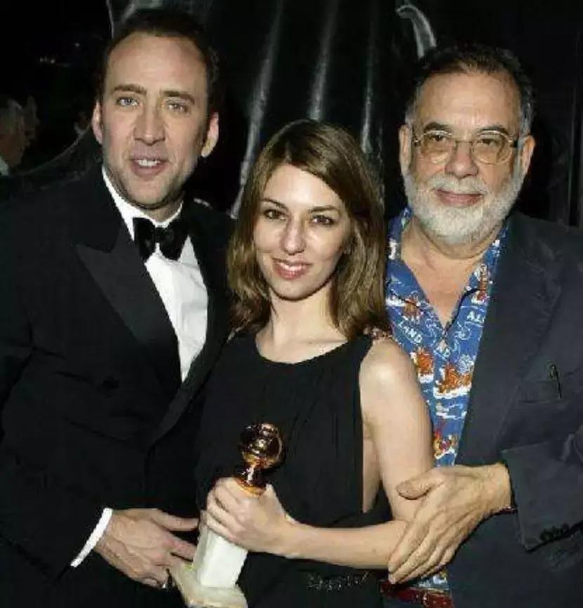 坐拥15座豪宅,50辆豪车,只会用钱哄女人却被绿的悲情影帝