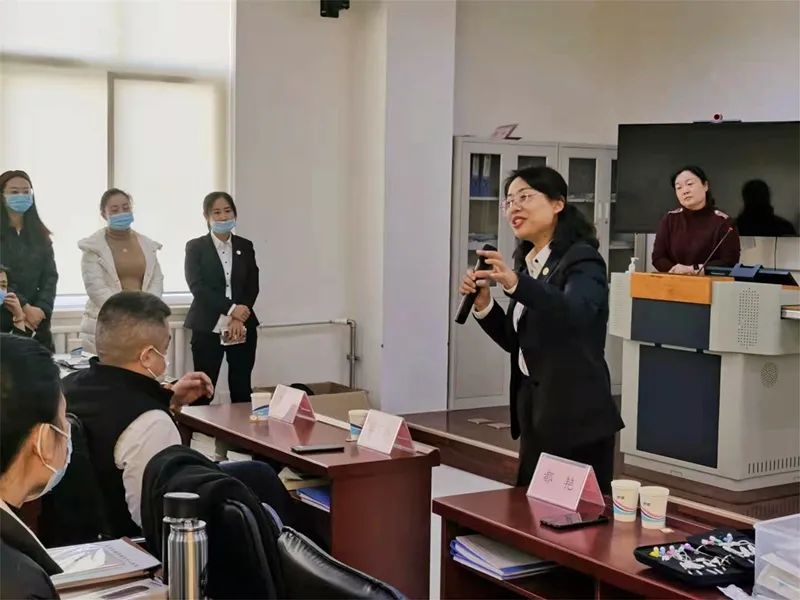 青岛西海岸新区中心医院输液,静脉治疗小组年末总结