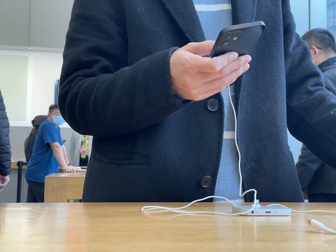 苹果店喊话,喊话苹果店