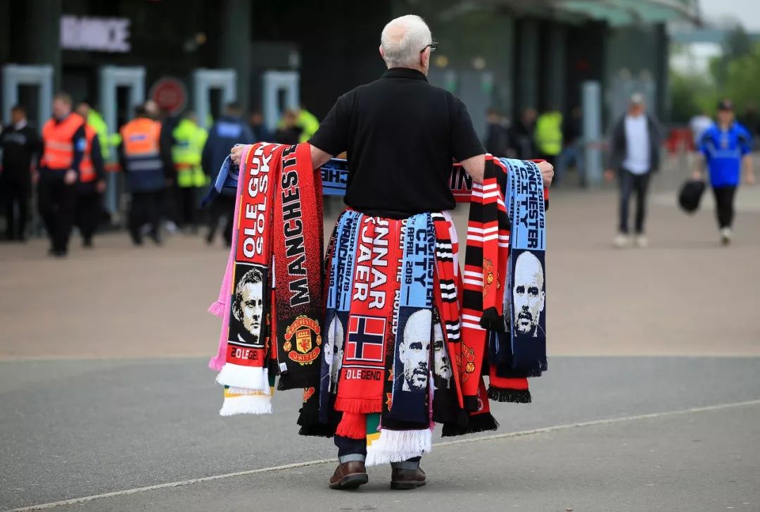 曼城暴发户哪个配置好,曼城算暴发户还是豪门