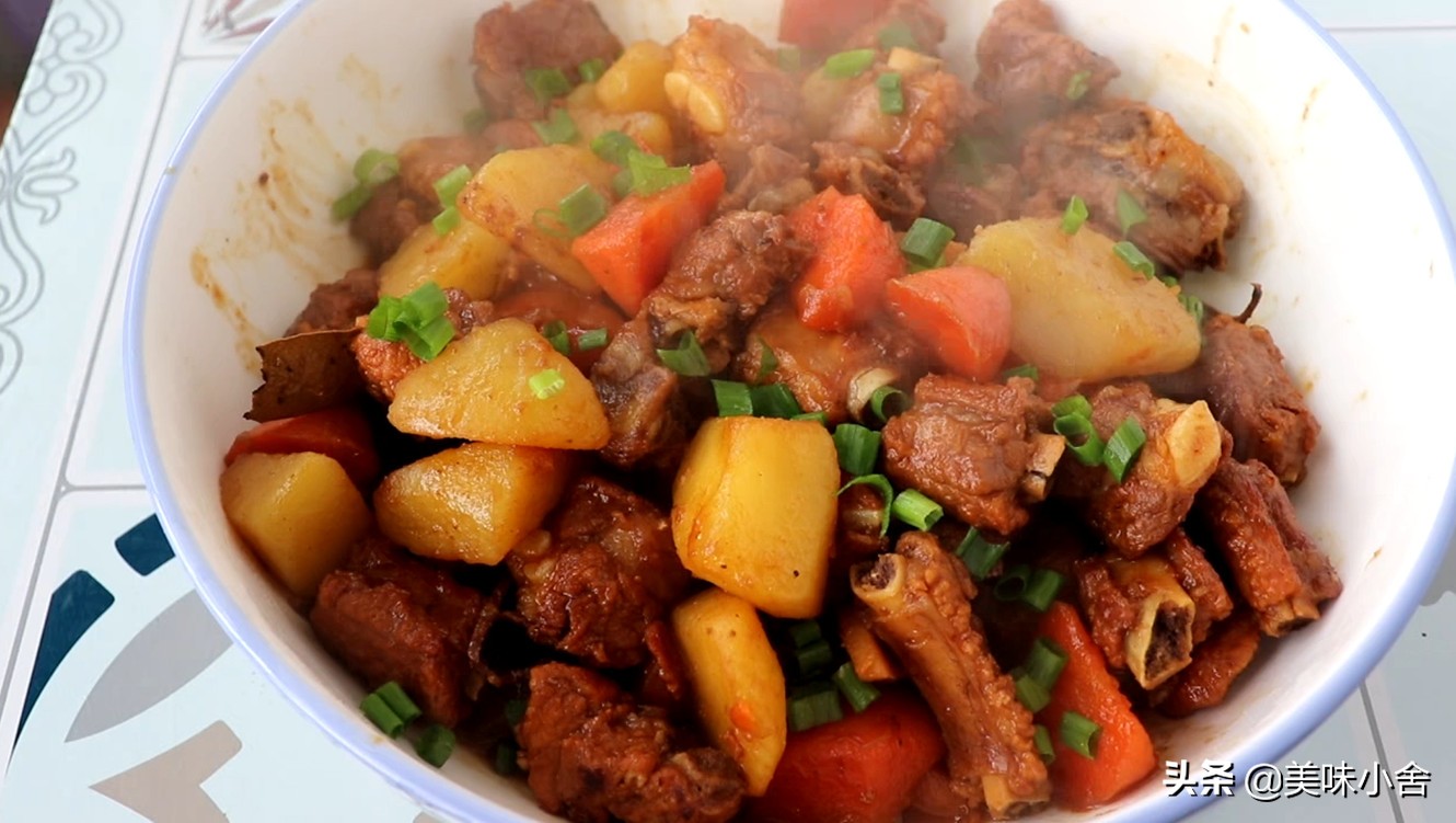 排骨这样做特别的入味好吃,排骨怎么做才最好吃简单做法