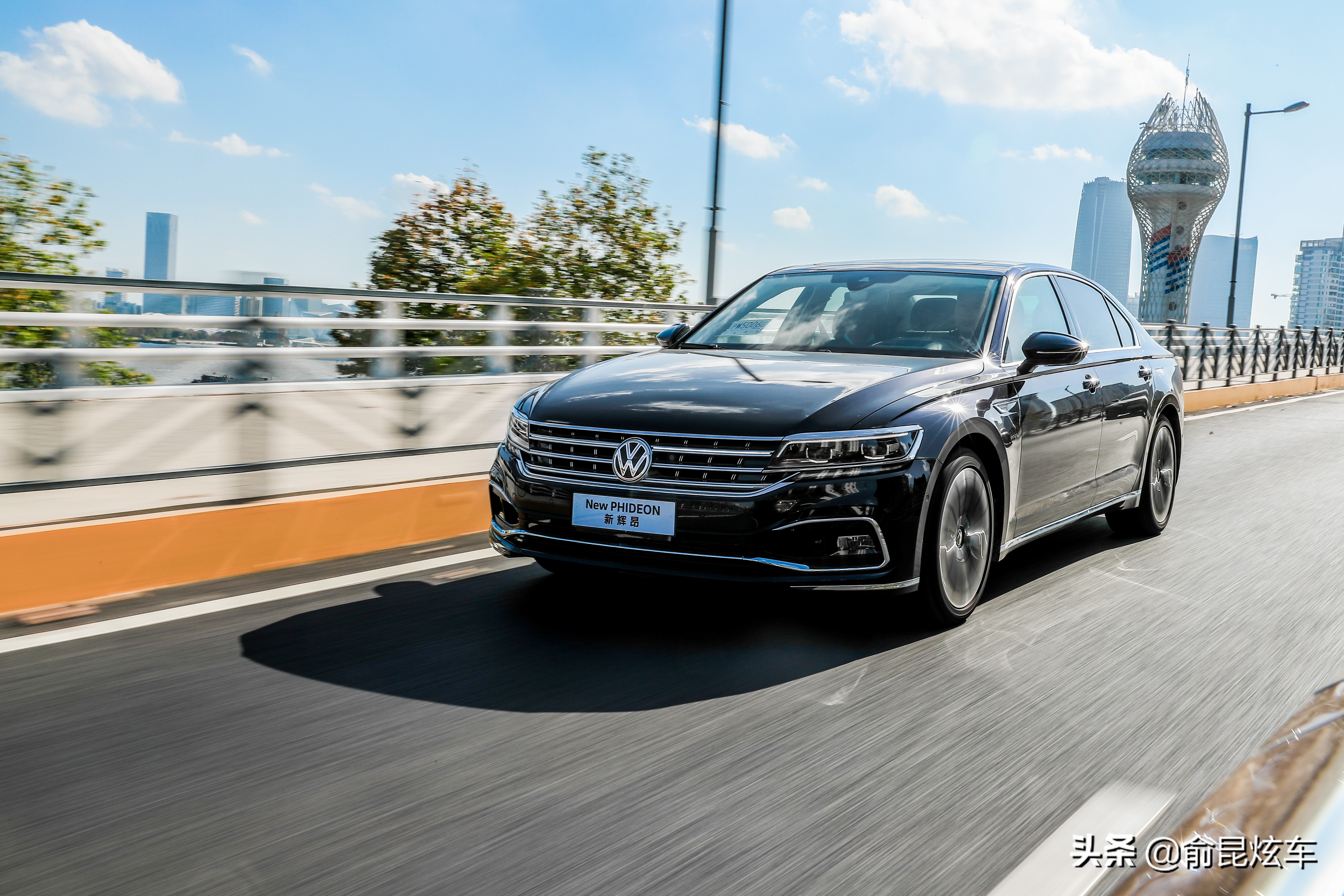 辉昂2021款试驾视频,舒适和动力兼顾的车