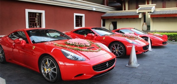 劳斯莱斯出一次婚车得多少钱,劳斯莱斯加长版婚车多少钱