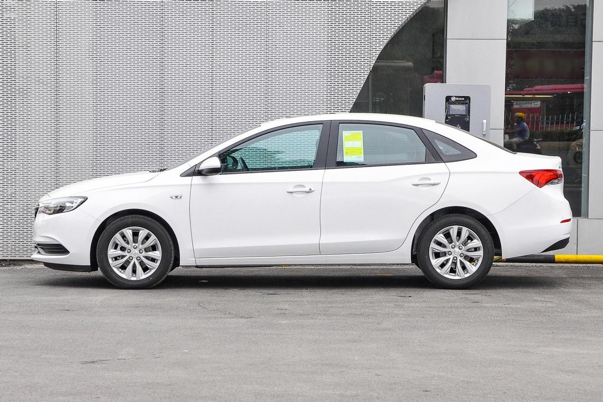 宽敞省油还运动10-15万家轿大推荐,想买4万5万多的轿车选这三款就行