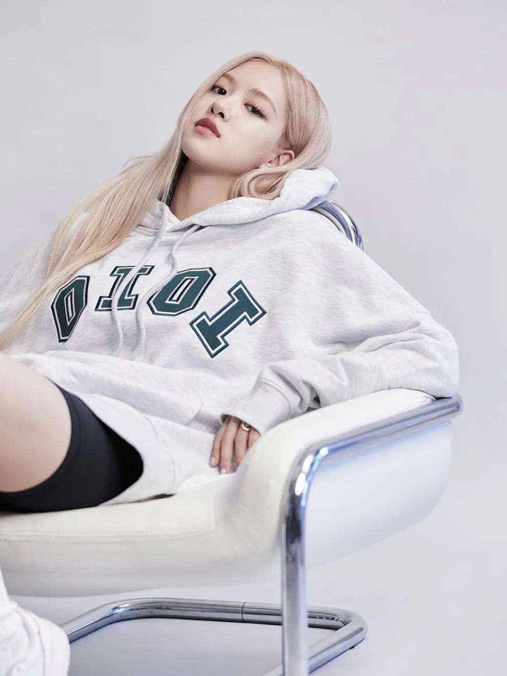 入秋必备的卫衣,入秋必备10款卫衣