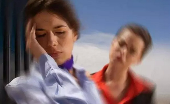 一个动作脑供血不足头晕一招缓解,脑供血不足有三个预兆