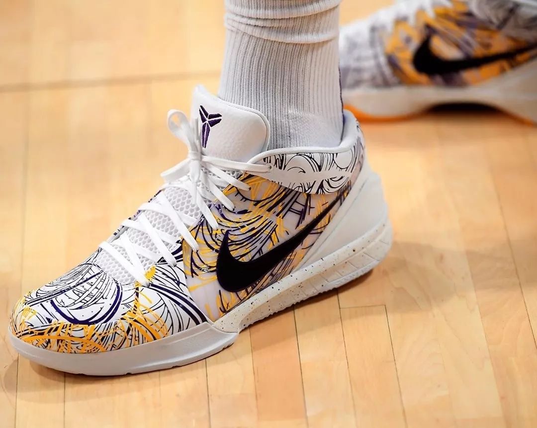 杜兰特最新上脚配色 (杜兰特上脚kd14欧文配色)