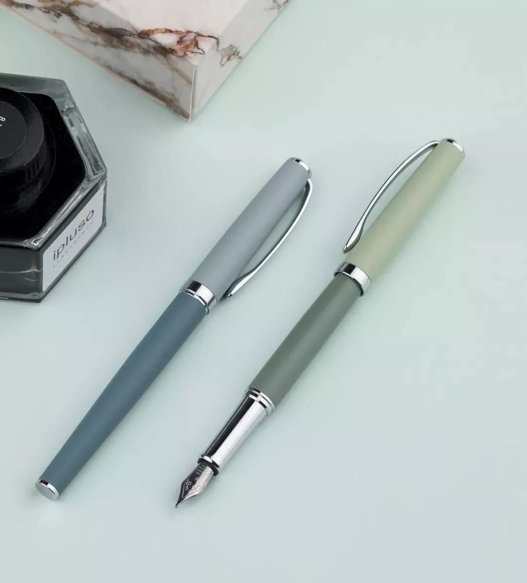 999皮炎平出口红,999皮炎平出口红广告