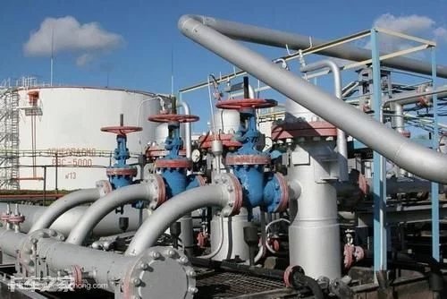 重卡lng选哪一款车最好,国六lng牵引车哪个品牌好