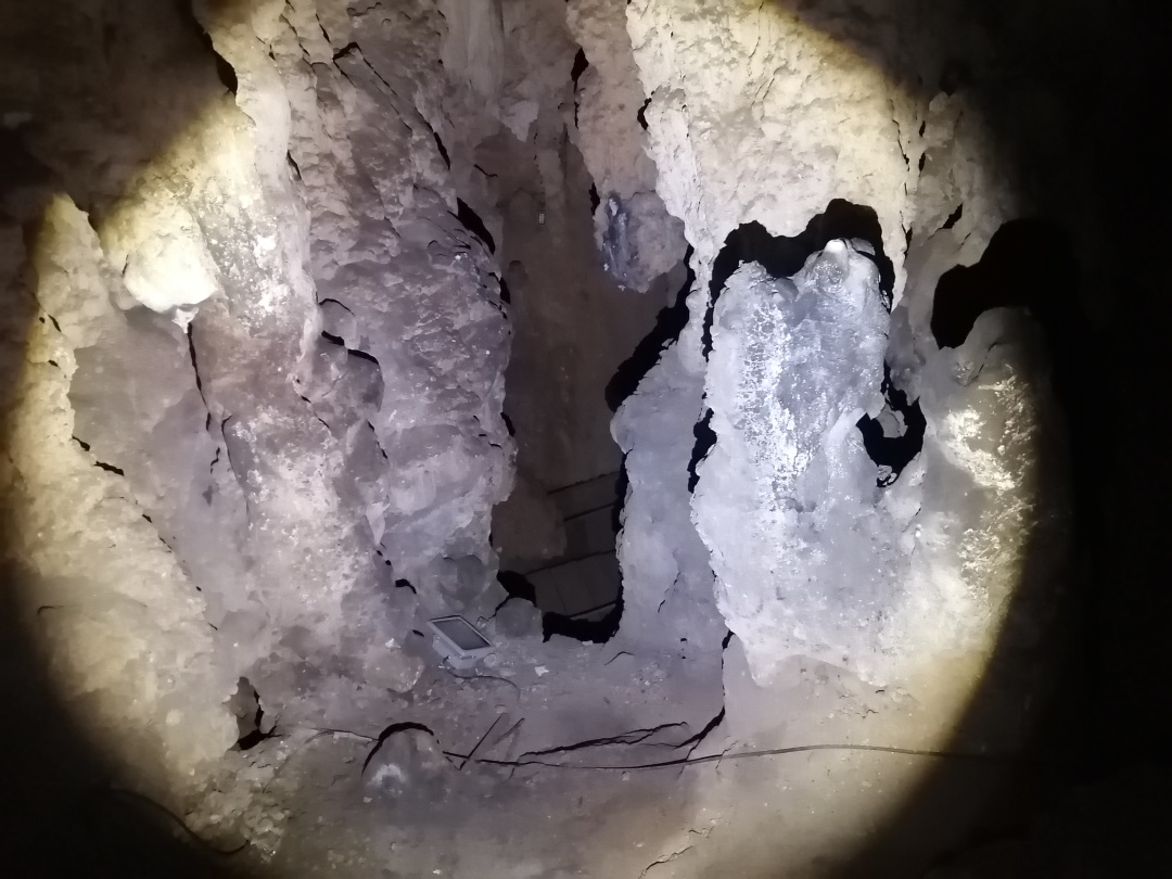 龙洞探秘寻找地下暗河,八面山龙洞地下暗河