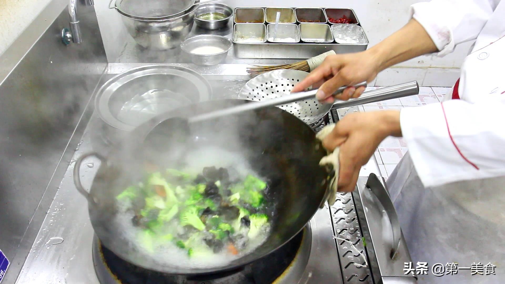 海参和虾哪个补钙更好一点,补钙最佳海产食物是什么食物