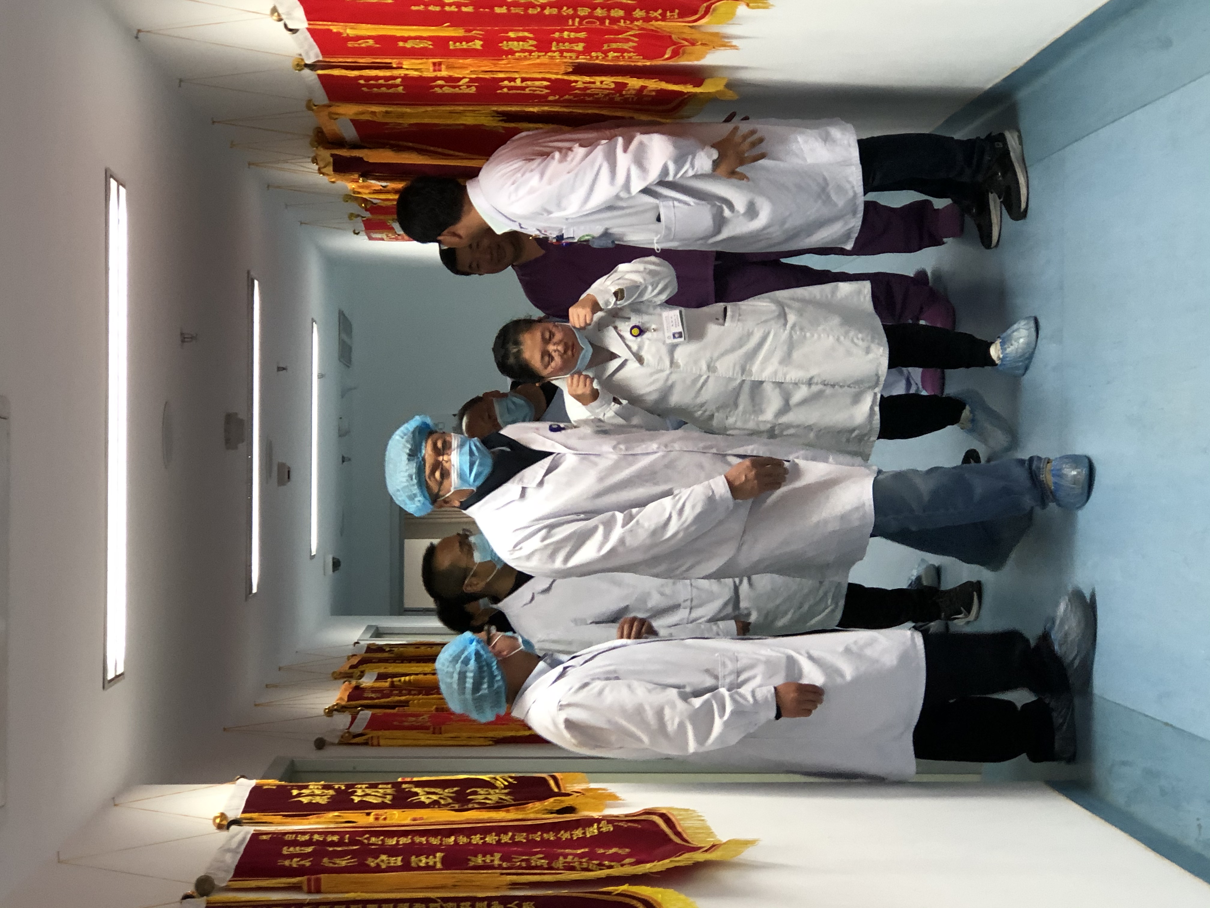 抢救最后一个白银越野赛生还者：失温致多器官受损，血糖一度低近极限值，可能没法再醒来