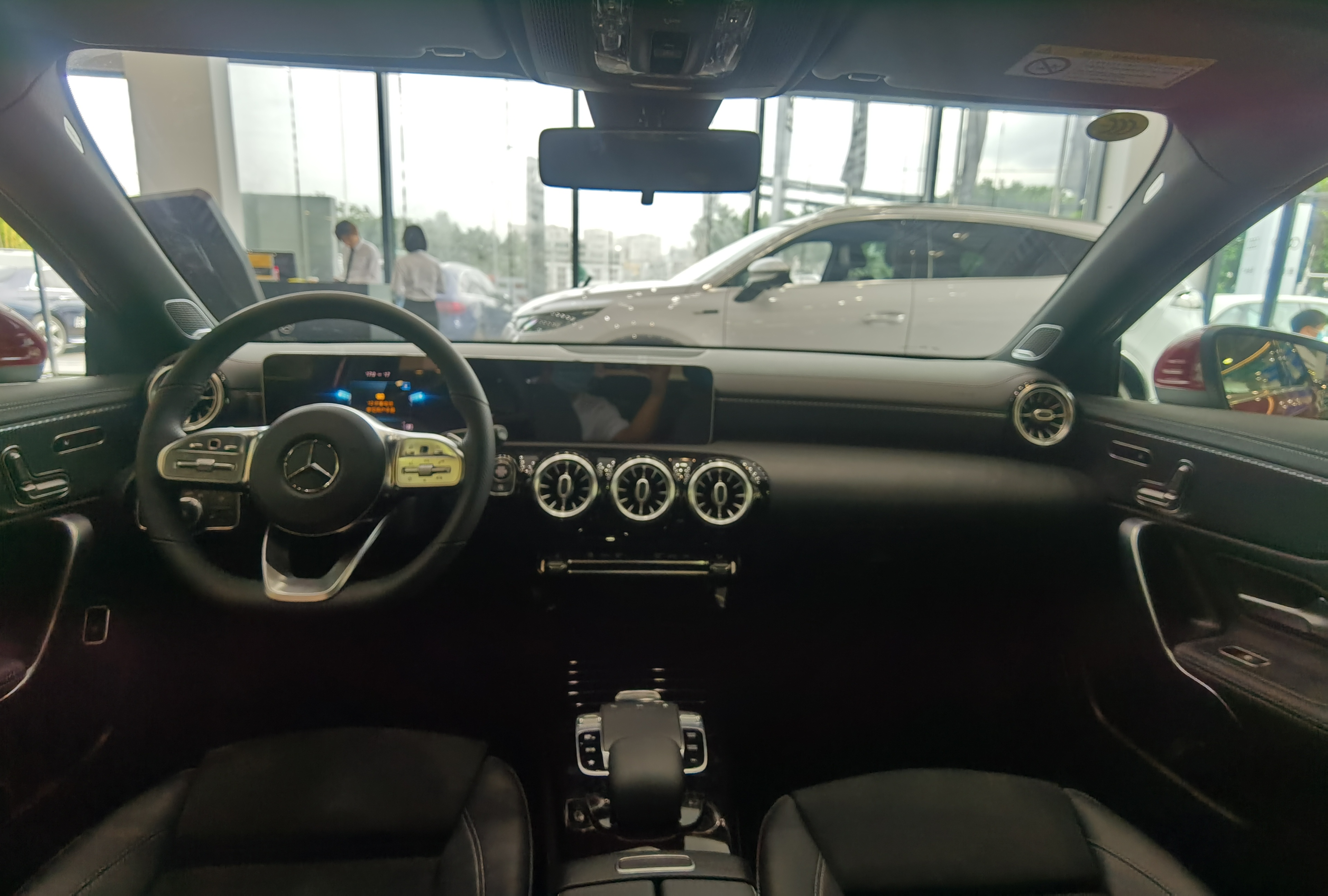 探店奔驰a级,探店奔驰a级优惠