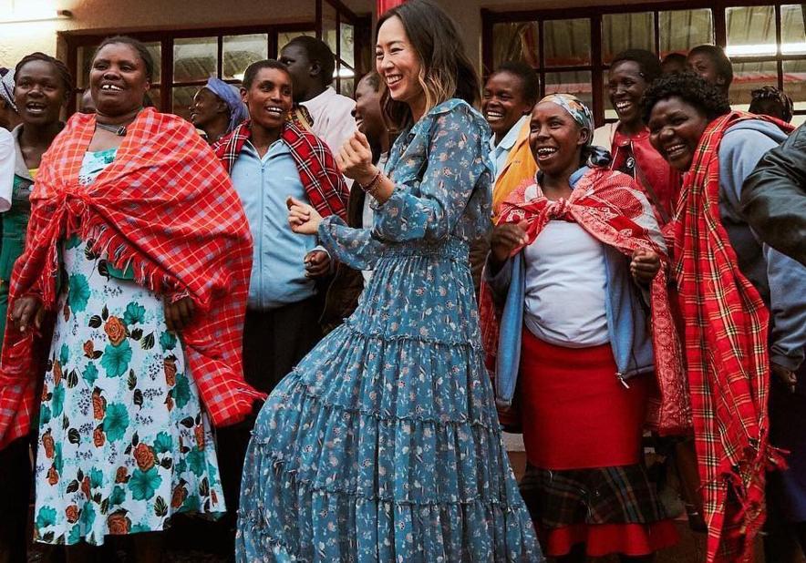 高档30-40岁碎花连衣裙,40-50岁碎花连衣裙穿搭