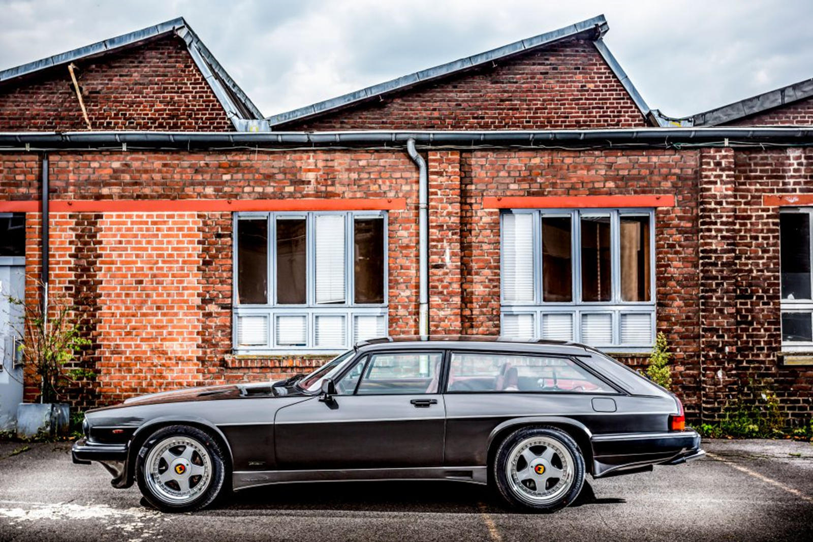 捷豹fpace低配音响改装,捷豹f-pace改装后排后移