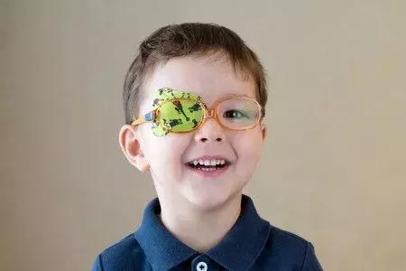 7岁就近视了该怎么办,7岁就近视了以后该怎么办