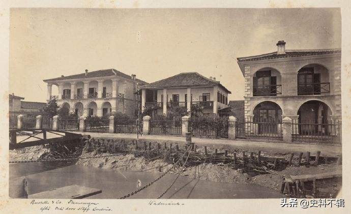 取中国名的英国贵族,因*片鸦**战争而暴富,至今仍控制香港诸多行业