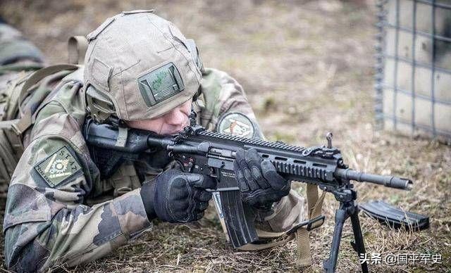 逃离塔科夫hk416,颜值军用枪