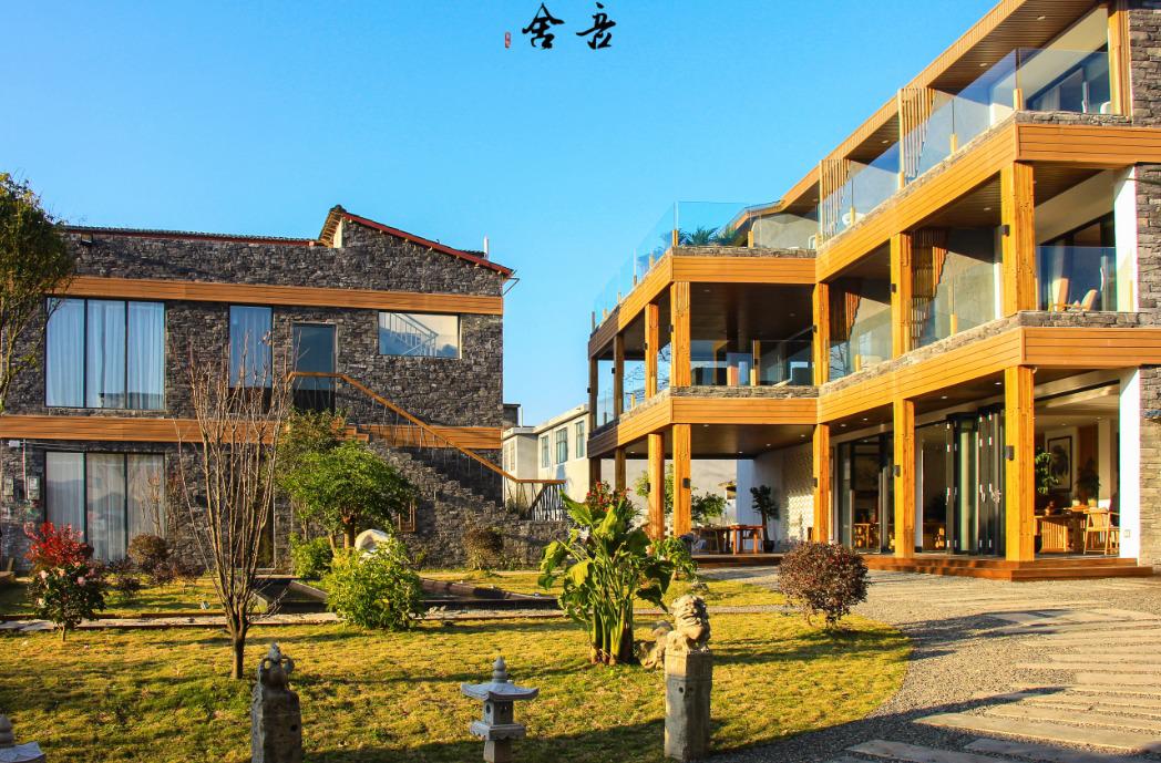 贵州悬崖民宿排行榜前十名,贵州江口梵净山云溪小筑民宿