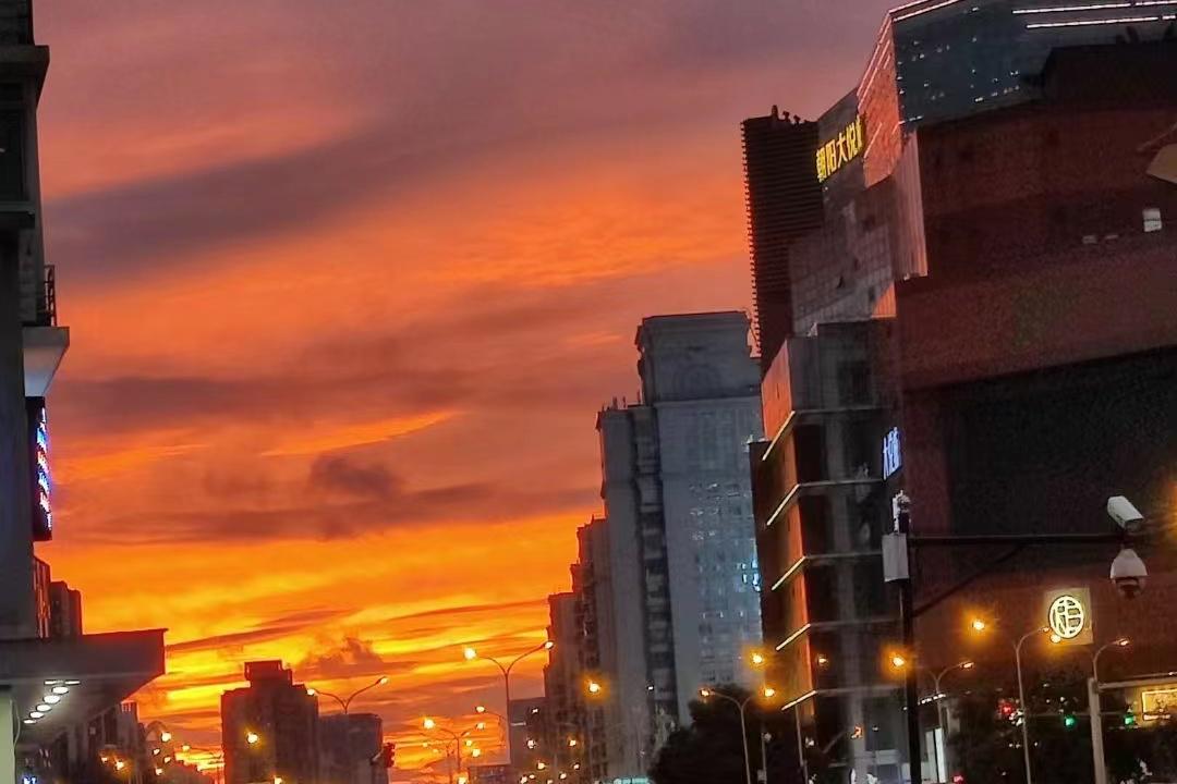 朝青板块的位置,住了十年房子的感悟句子