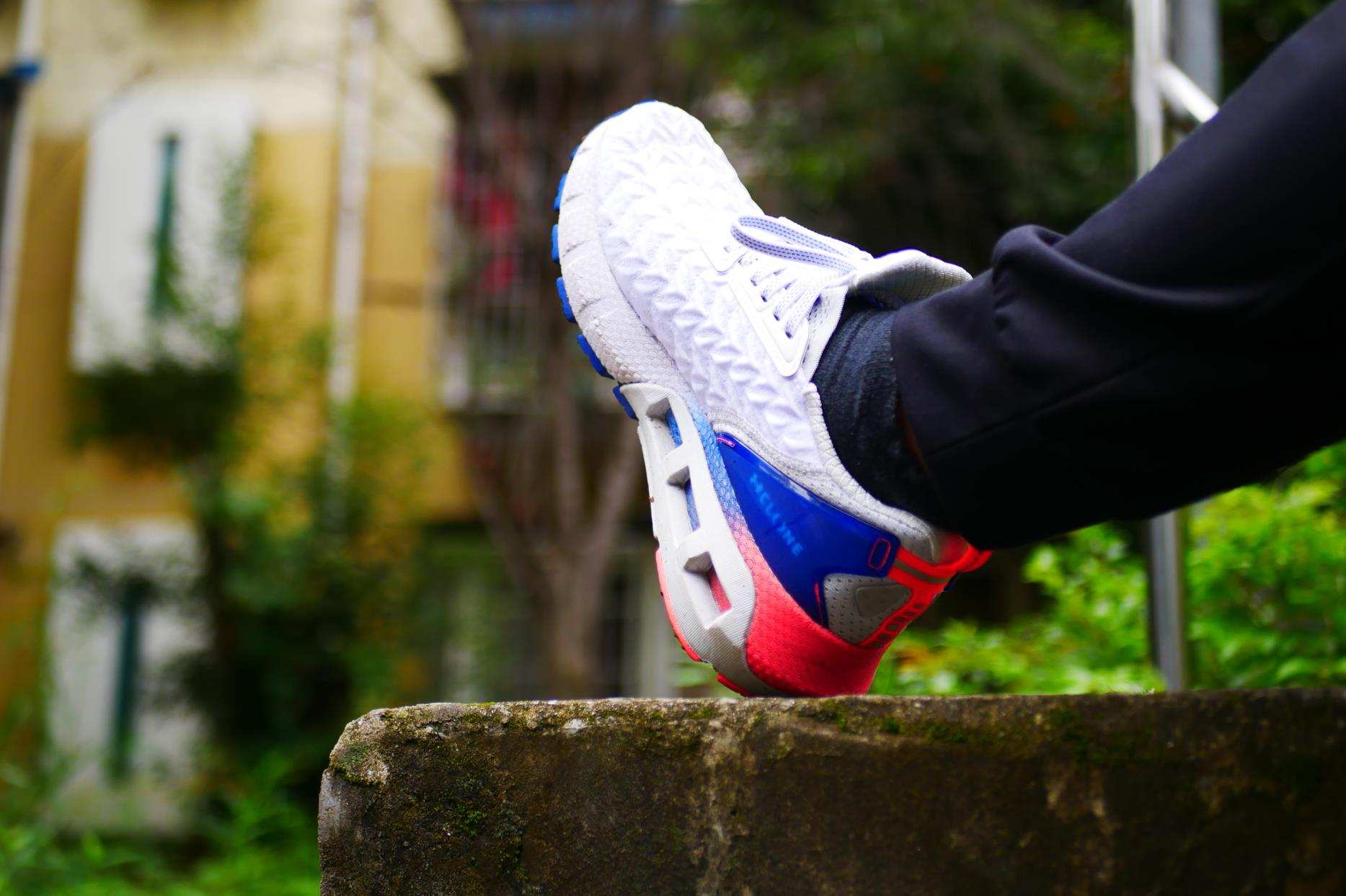 始于颜值忠于舒适鞋子,安德玛clone测评