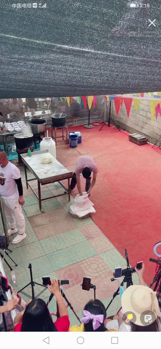 拉面哥聊斋34,拉面哥舞台升级