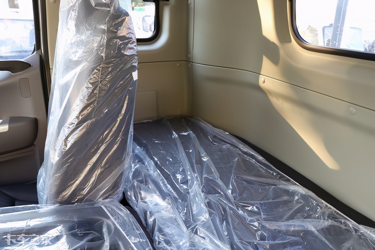 轻卡难开么,2015奥铃cts康明斯3.8厢式轻卡