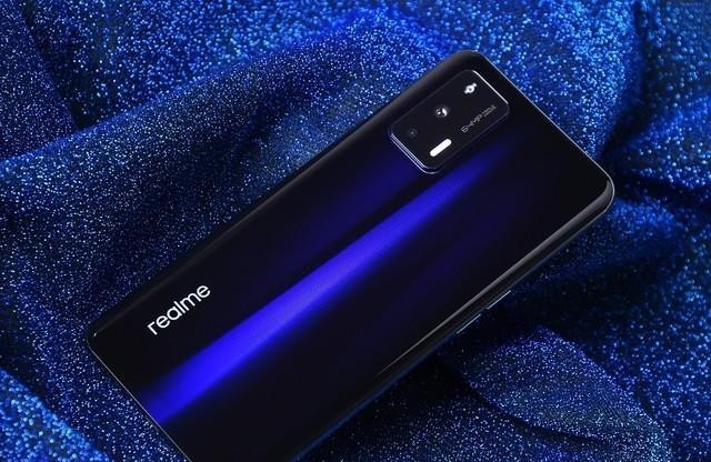 近期高性价比旗舰手机推荐,学生党买得起的二手旗舰手机