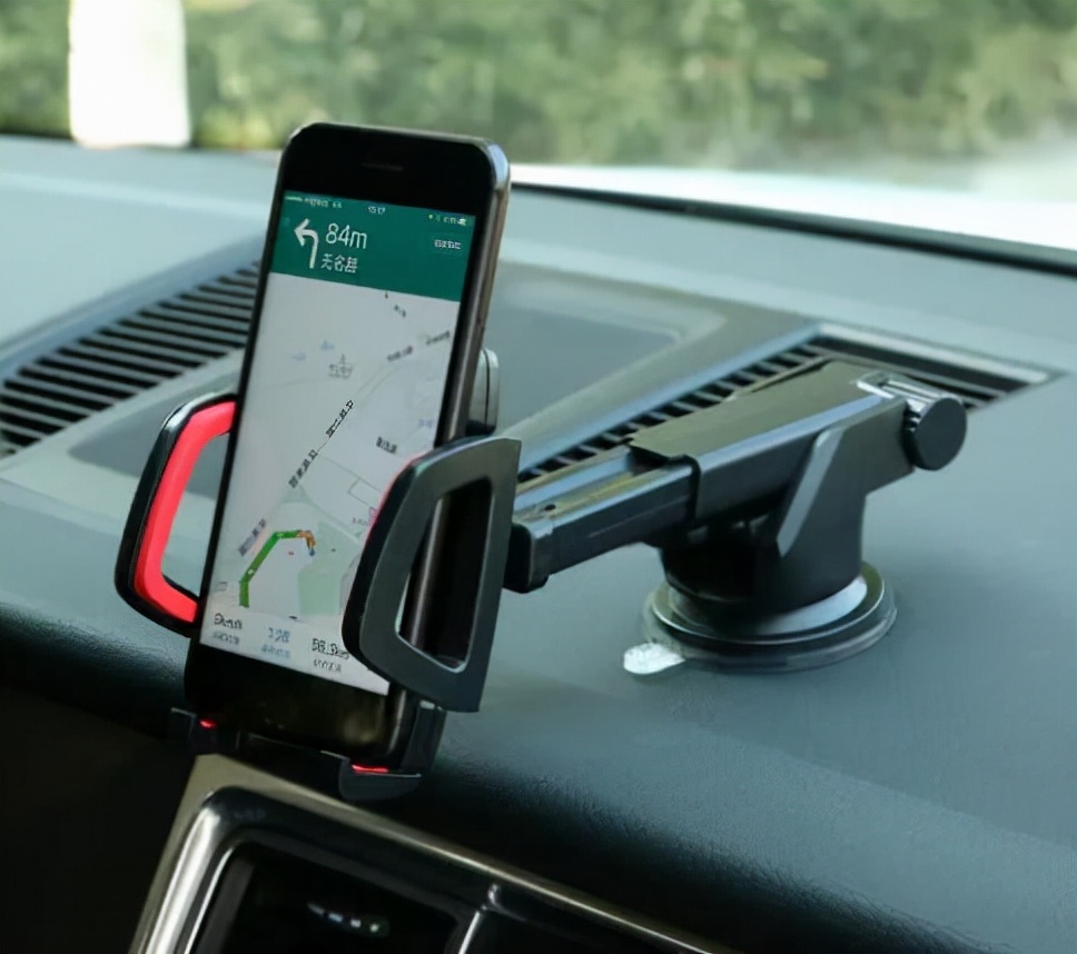 买车了要买什么车载用品,最实用的车载用品大全