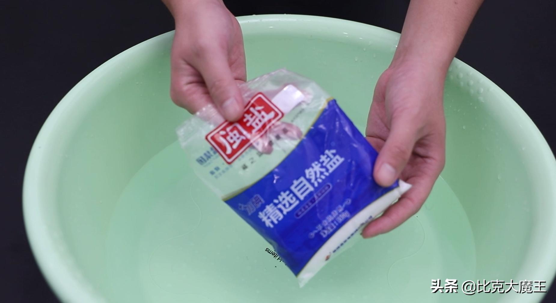 清水拖地等于白拖教你一个小技巧,哪种拖地水拖得干净没水印