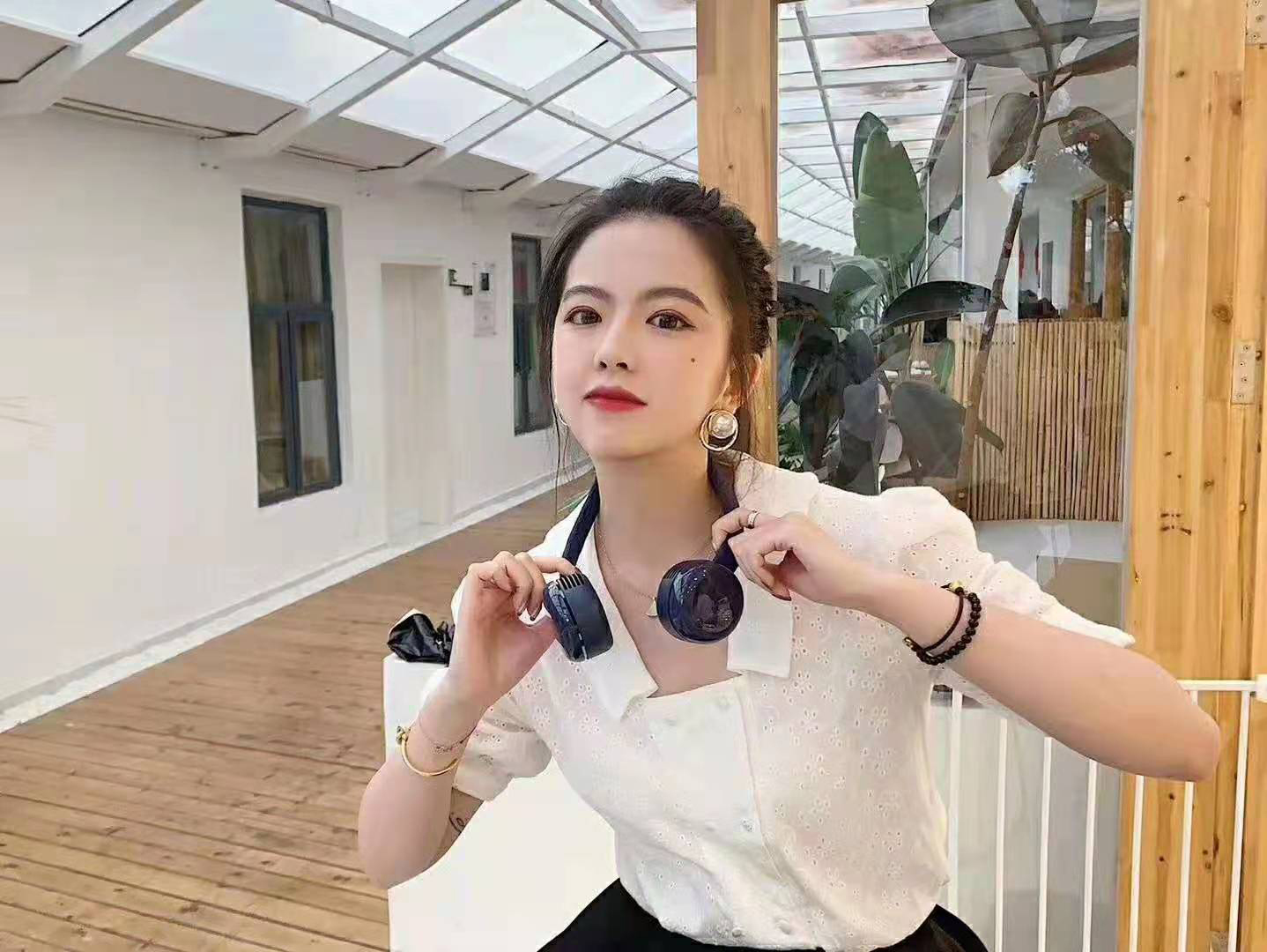 高级又好用的挂脖风扇,挂脖电风扇网红爆款