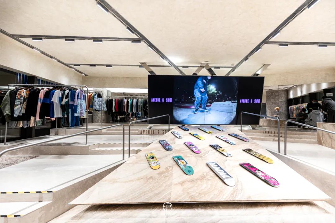 christiandiorcouture前滩太古里店,dior圣诞树前滩太古里