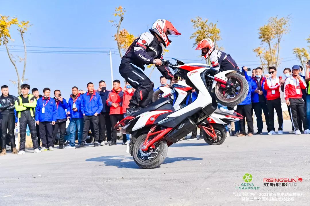 冠军收割机格斗,全自动冠军收割机