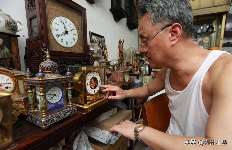 钟表维修老匠人 (修钟表的手艺有哪些)